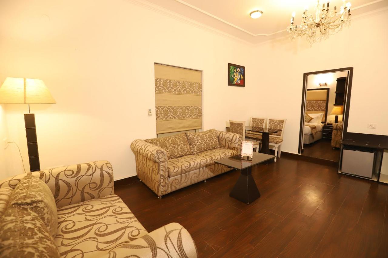 Hotel Capitol Hills - Greater Kailash Delhi Új-Delhi Kültér fotó