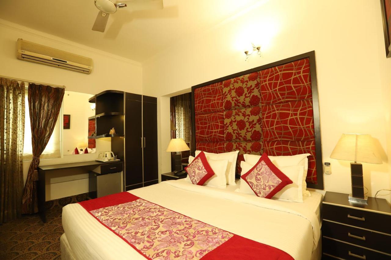 Hotel Capitol Hills - Greater Kailash Delhi Új-Delhi Kültér fotó