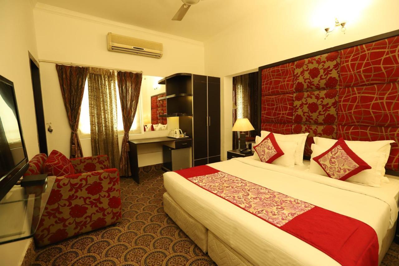 Hotel Capitol Hills - Greater Kailash Delhi Új-Delhi Kültér fotó